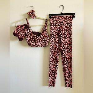OFFLINE Aerie Set Leggings XS/S, Top M, socks, scrunchy
